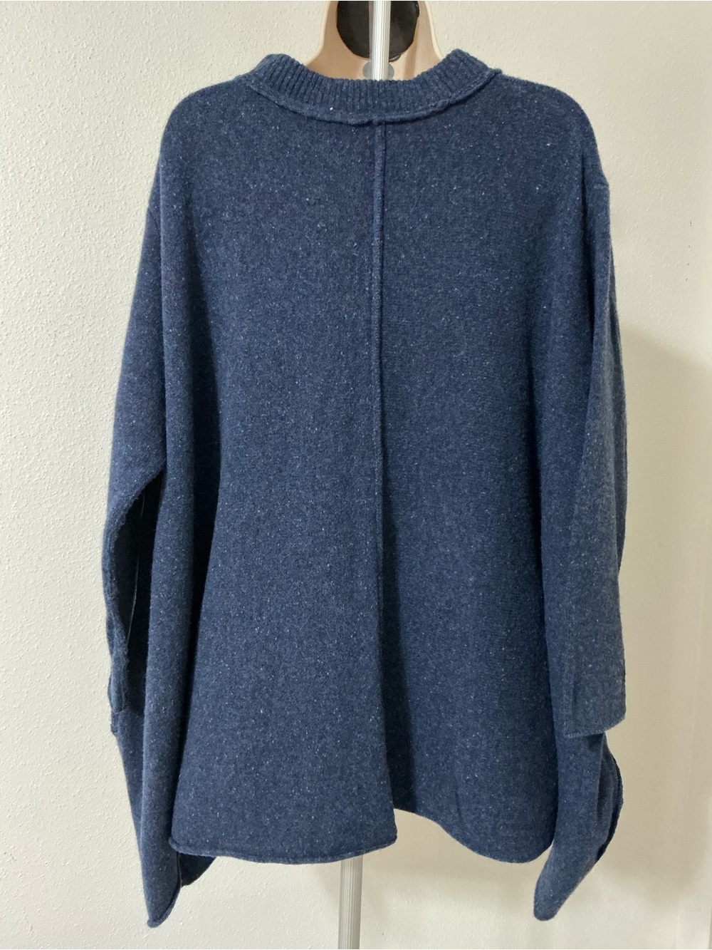 Banana Blue Merino Wool Oversized Sweater Navy Blue XS - Picture 2 of 10